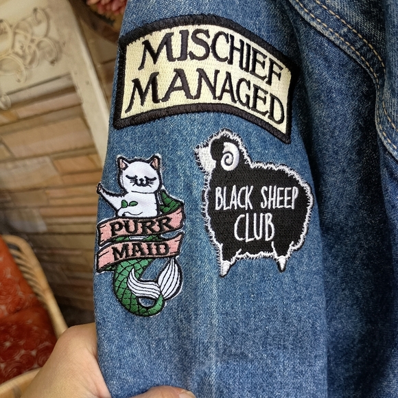 Vintage Levi's Men’s Denim Trucker Jacket size M - Picture 5 of 6